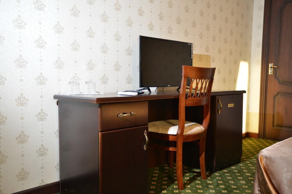 Gloria Hotel ทาชเคนต์ ภายนอก รูปภาพ