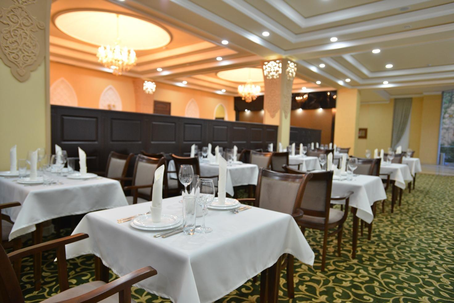 Gloria Hotel ทาชเคนต์ ภายนอก รูปภาพ