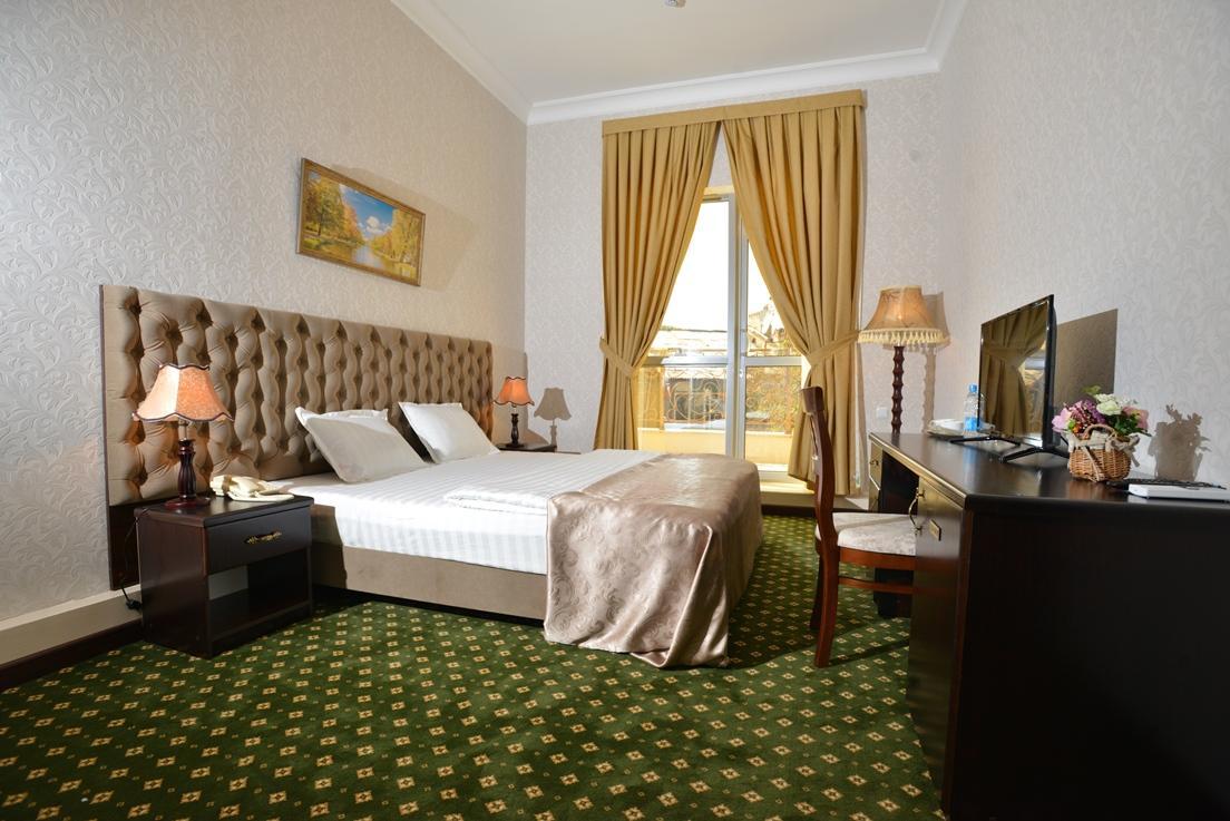 Gloria Hotel ทาชเคนต์ ภายนอก รูปภาพ