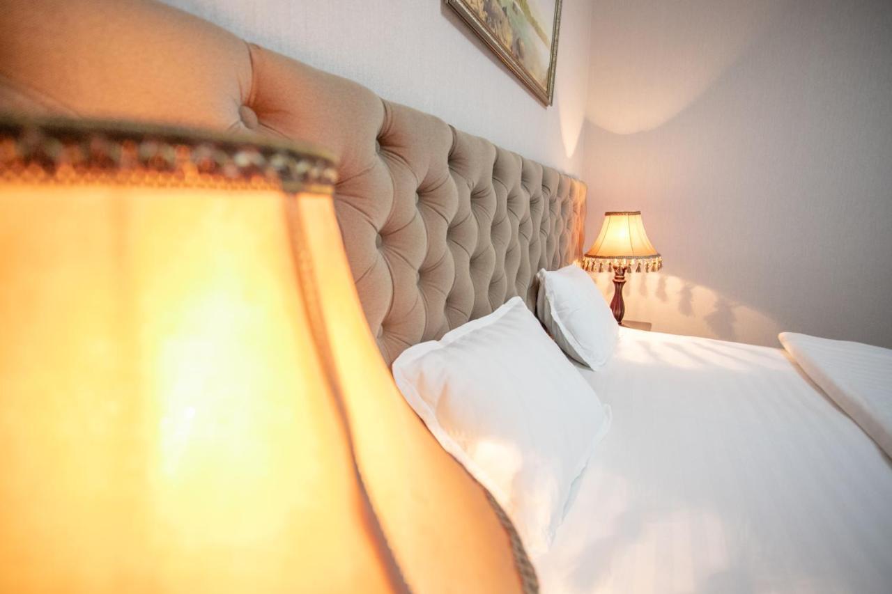Gloria Hotel ทาชเคนต์ ภายนอก รูปภาพ